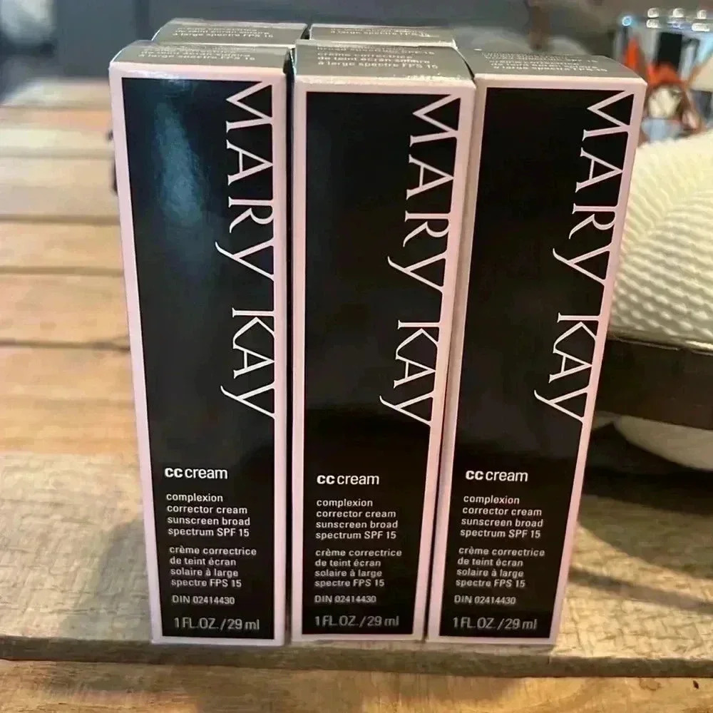 💋💄New Mary Kay CC Cream Sunscreen Broad Spectrum SPF 15💋💄